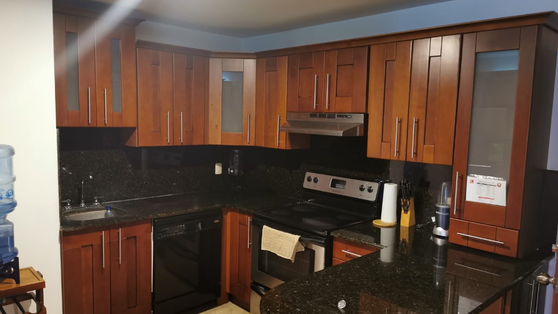 Apartamento en renta en zona 14 de lado de las Américas Ref-5356