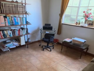 Lujosa Residencia en Venta - Zona 16, Ciudad de Guatemala - Image 8