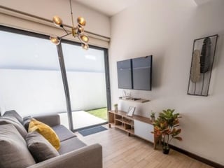 Apto Venta/Renta Amueblado 1R Nivel Con Jardín,  Z13 Edif N Américas - 2