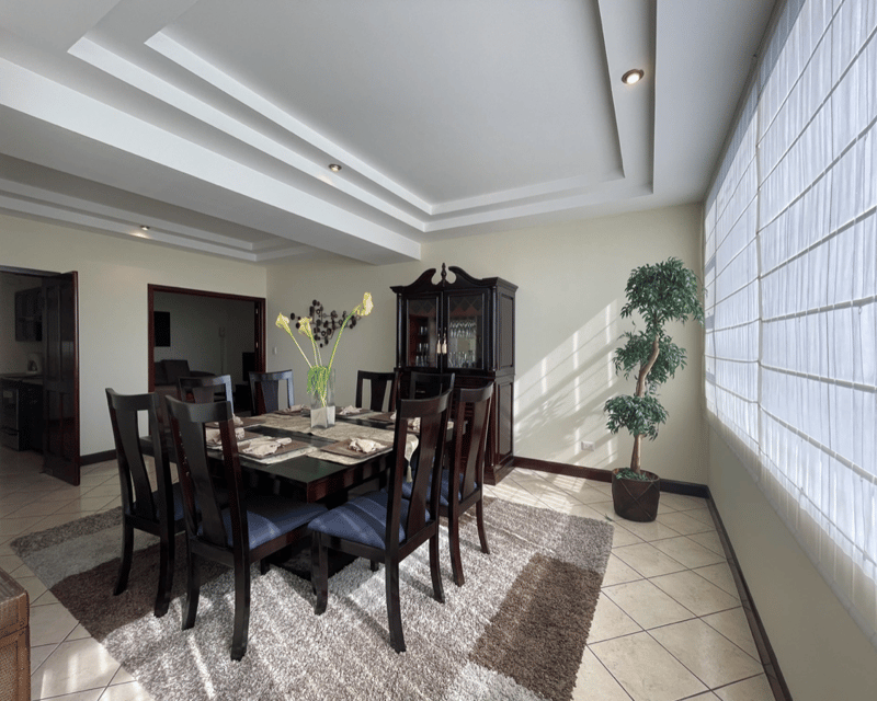 Apartamento en Alquiler / Venta Edificio Milenia, zona 10