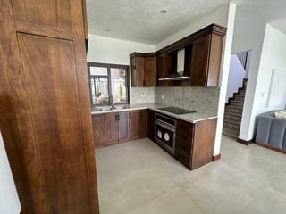 Venta de casa Bonita en Antigua,  Bellas vistas a los volcanes - 3