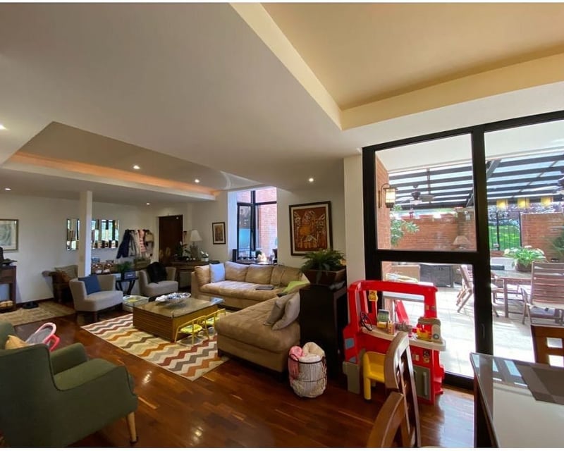 Apartamento tipo townhouse en venta – Encinos de Cayalá, Zona 16
