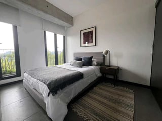 *Alquilo apartamento amueblado de 2 dormitorios en Fabra zona 10* - 4