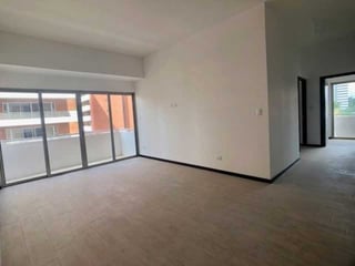 Apartamento en zona 10 Alquilo Casalini - 2