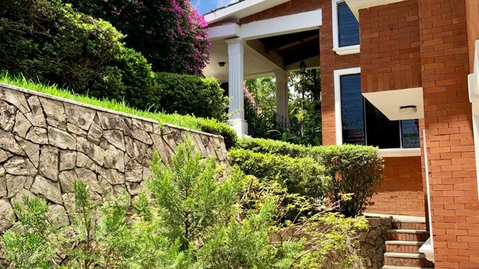Casa en venta, en Zona 13