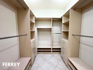 Casa grande en renta en zona 16 Kanajuyu 2 - Image 15