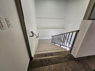 Edificio en Renta en zona 4 - Image 20