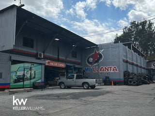 COMPLEJO COMERCIAL E INDUSTRIAL EN RENTA, EL CAMINERO, ZONA 6  DE MIXCO - 3