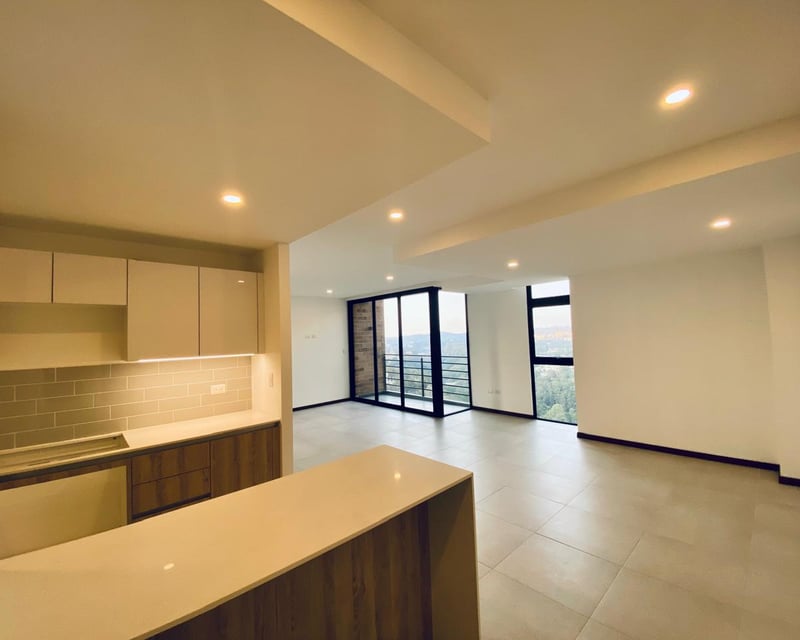 VENTA DE MODERNO APARTAMENTO 2 DORMITORIOS - MIRA, ZONA 10 