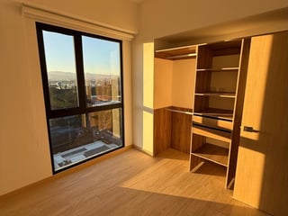 Apartamento en Renta en zona 10 (salida UFM) - Image 7