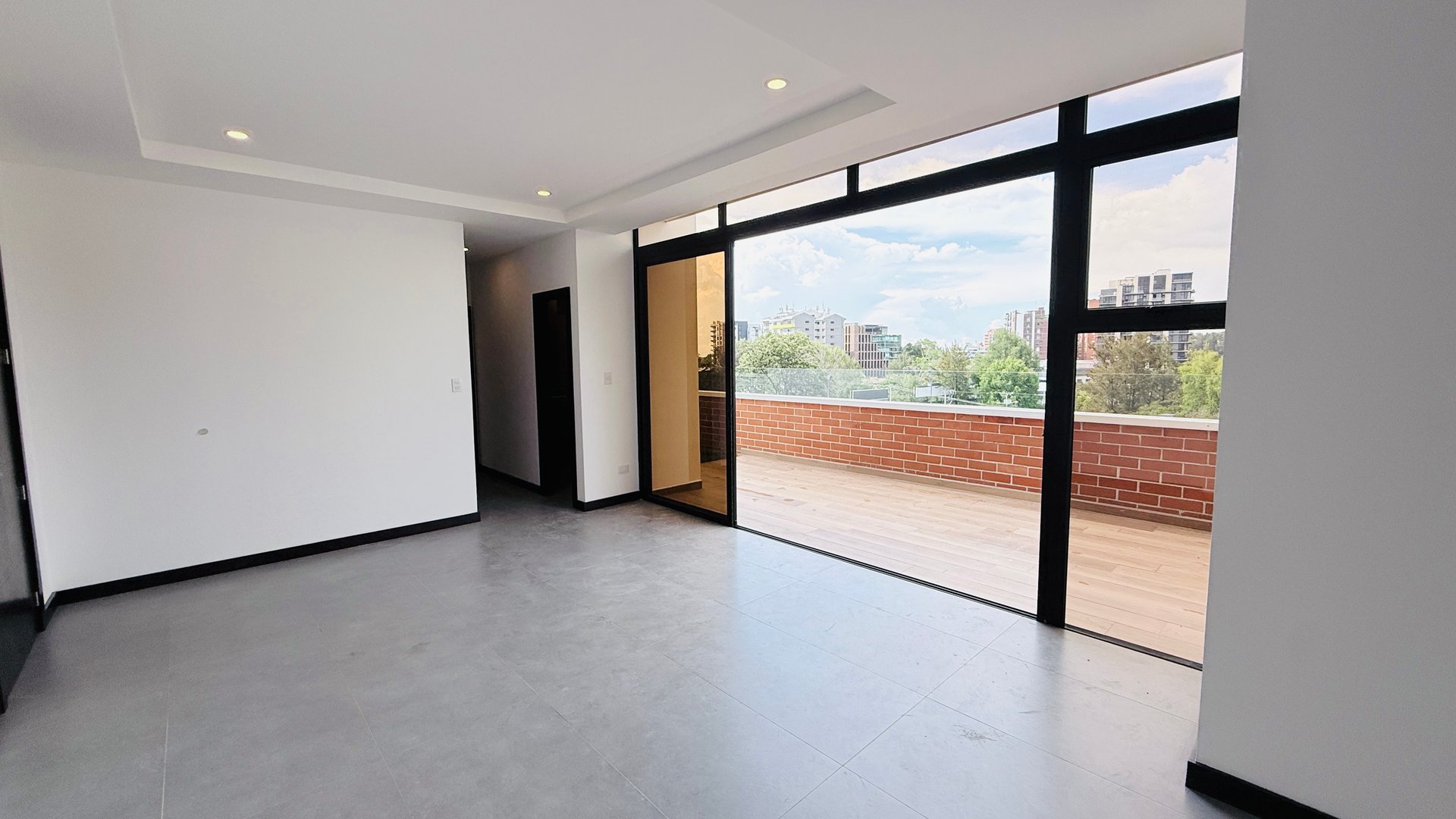 APARTAMENTO PARA ESTRENAR  3 HABS. 119Mts2 EDIF. Arles ZONA 15 - Image 1