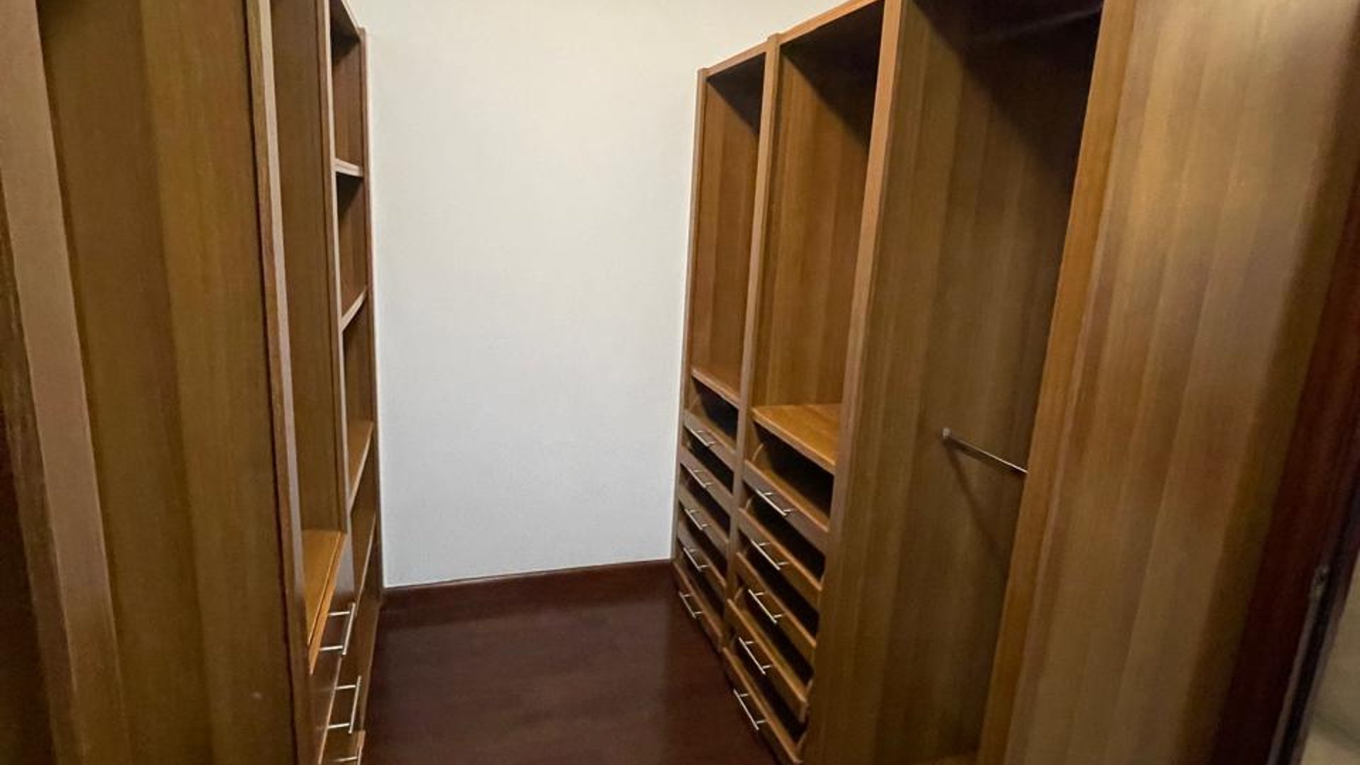 Apartamento en Alquiler Edificio Tadeus, zona 14 N6 - Miniatura 21