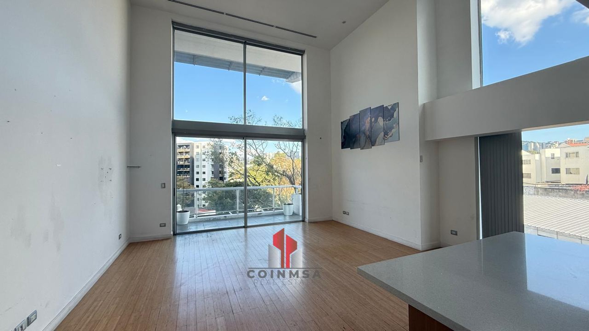 Apartamento en Renta zona 10 / Atrium - Miniatura 3