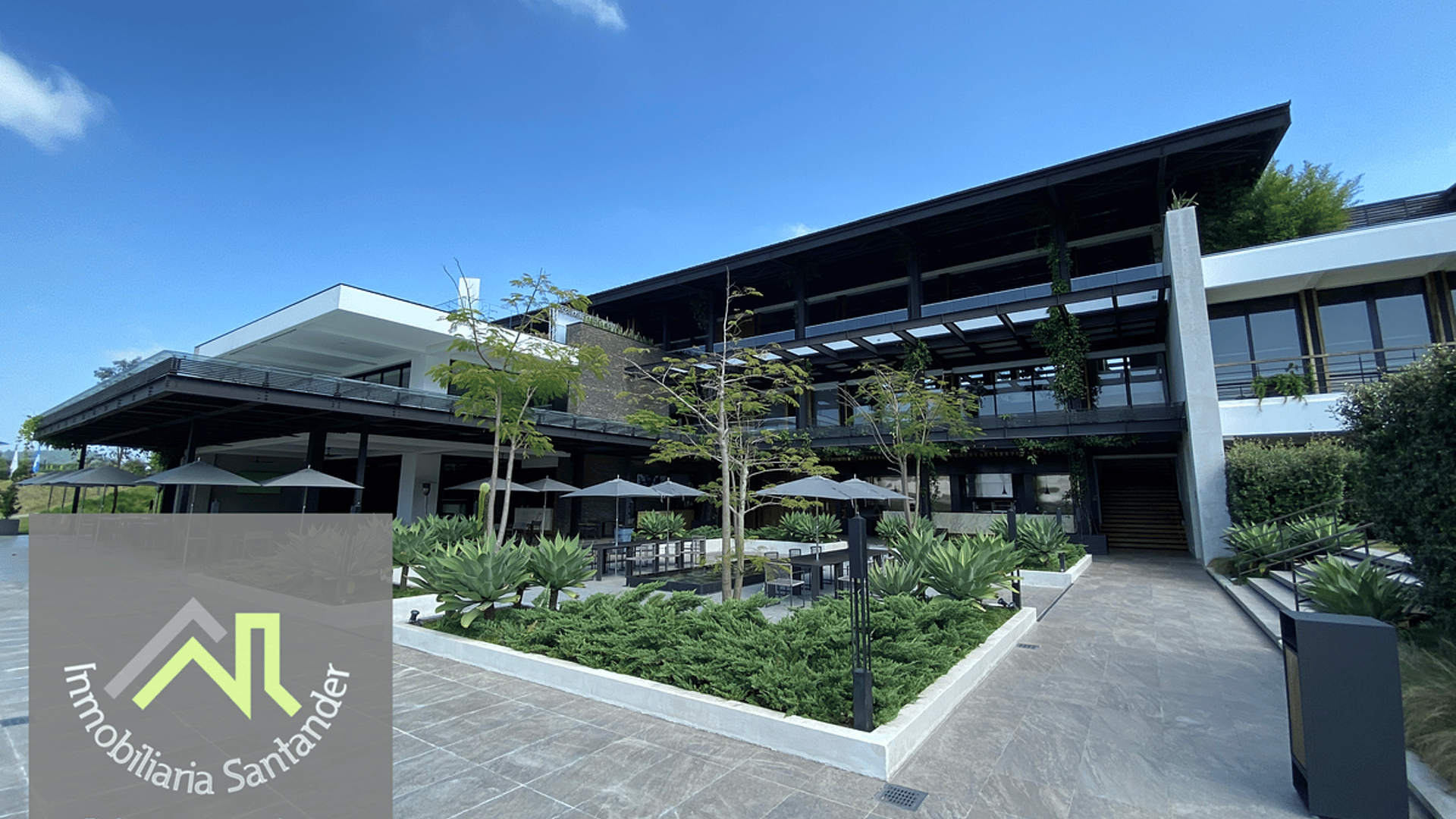 Terreno en venta en El Pulté Golf Zona 16 | Golf front en residencial premium
