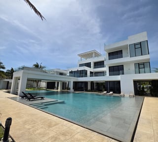 Exclusiva y Lujosa Casa venta frente al Mar Monterrico