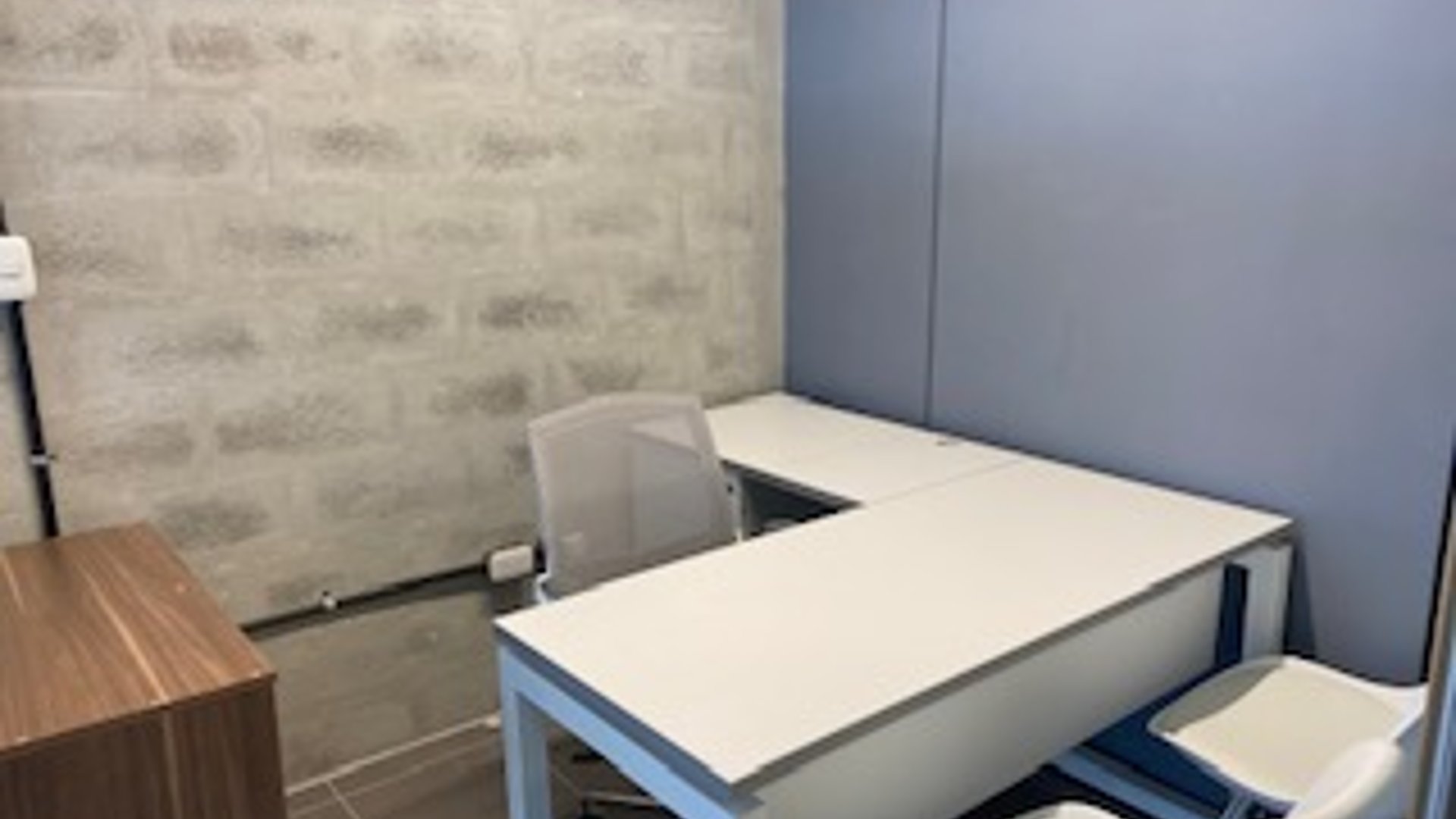 Rento 2 oficinas compartidas en Edificio Nova Reformador - Miniatura 6