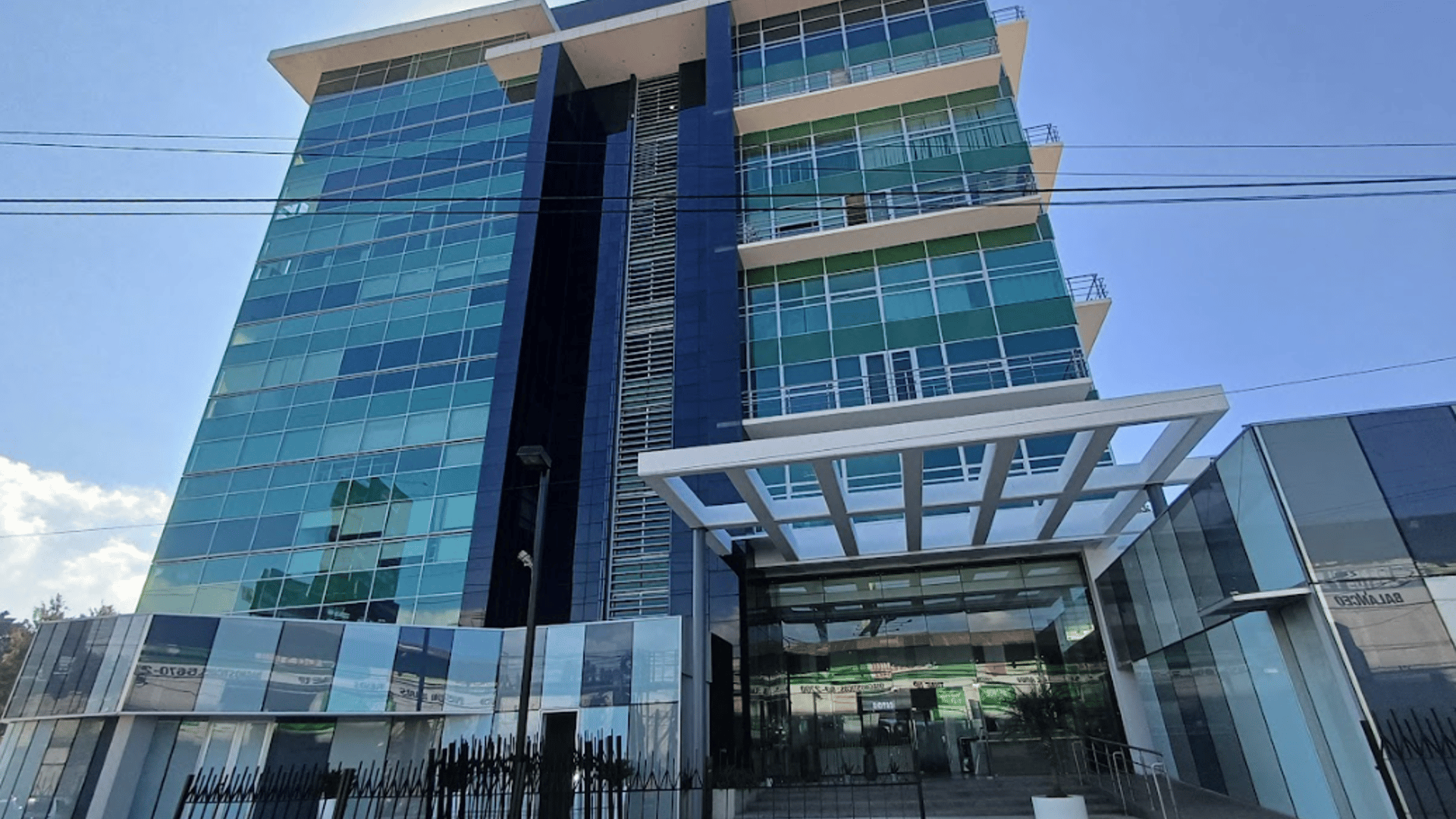 Clínicas Medicas en  Alquiler en Scena Medical Center