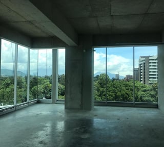 Oficina en venta, en Zona 10