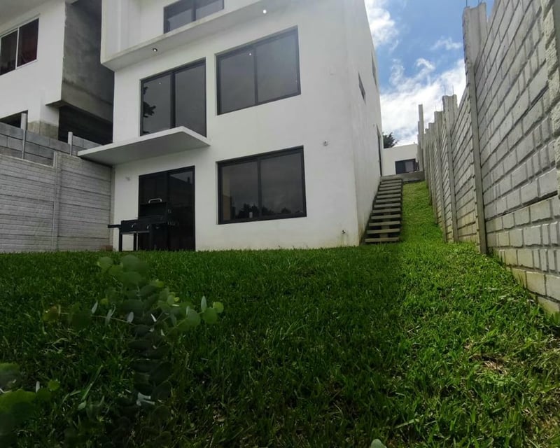 CASA EN VENTA – LO DE VALDEZ | KM 20.5 CARRETERA A EL SALVADOR