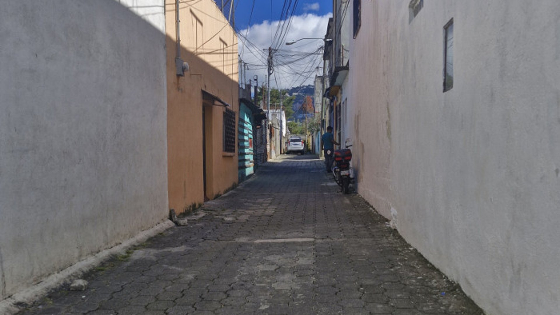 Terreno en renta en zona 14 La Villa, en callejón - Miniatura 11