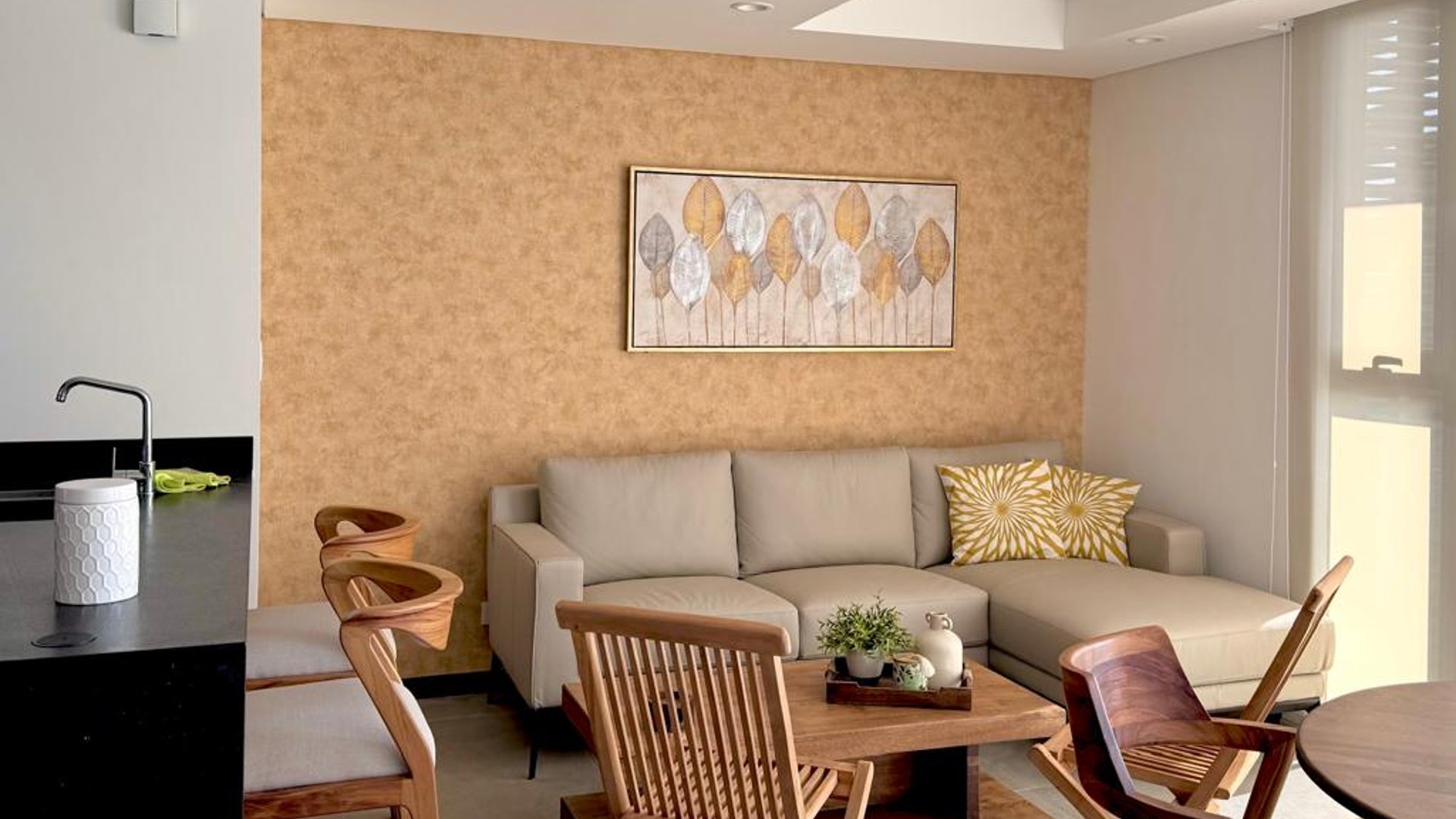 Apartamento Amueblado en renta en RESERVA 5ta Av Zona 14 | 1 Habitación Nivel Alto