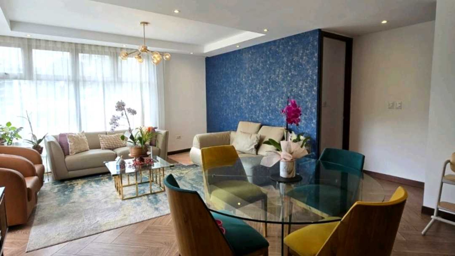 APARTAMENTO EN ALQUILER ???? Edificio Ikaria, Zona 15 Vista Hermosa I - Miniatura 3