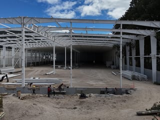 Warehouse for Rent in Palin: 7,732m², 4 Loading Docks | $55,283.80 - 2