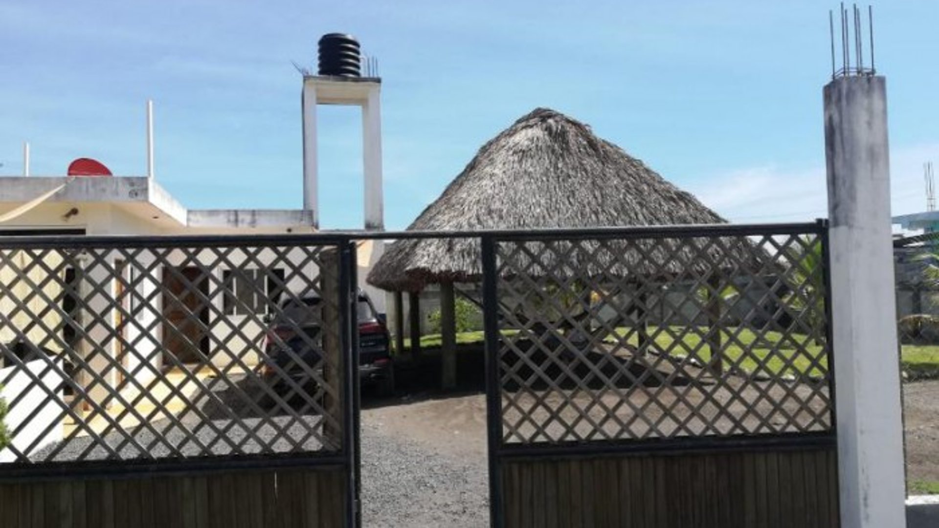 CityMax vende y renta casa en Hawaii Monterrico