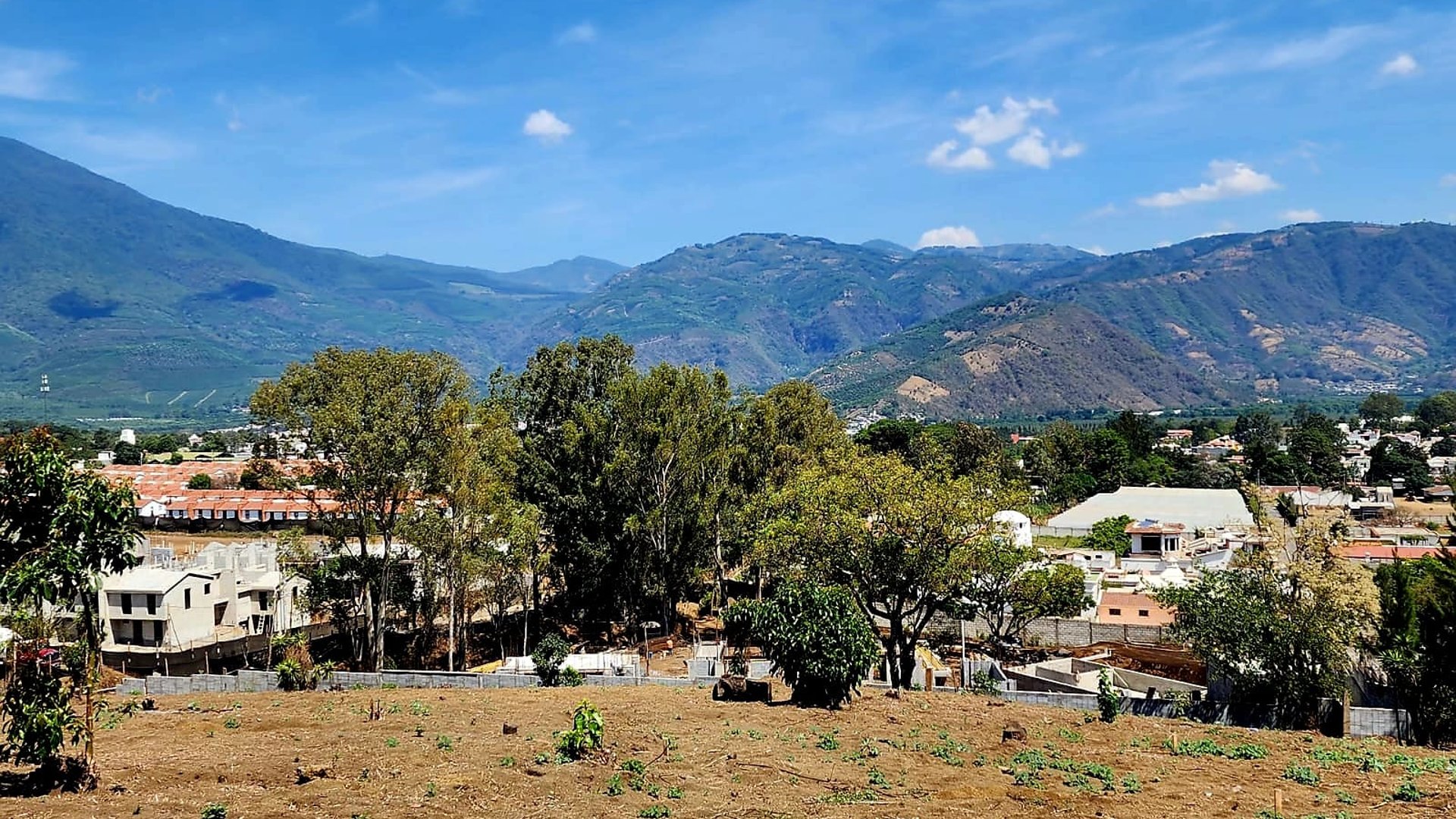 Espectacular Finca de 4 cuerdas en Venta en Ciudad Vieja, Sacatepéquez - Miniatura 9