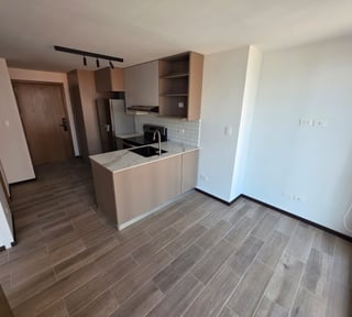 Renta de apartamento con linea blanca - 1 habitacion zona 10 Ref-5759