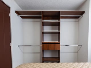 Apartamento amueblado en renta de 3 habitaciones en zona 16 Ref-5658 - 5