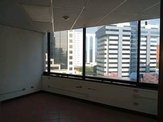 Alquiler de oficina tabicada en Edificio Murano Center zona 10 - Image 6