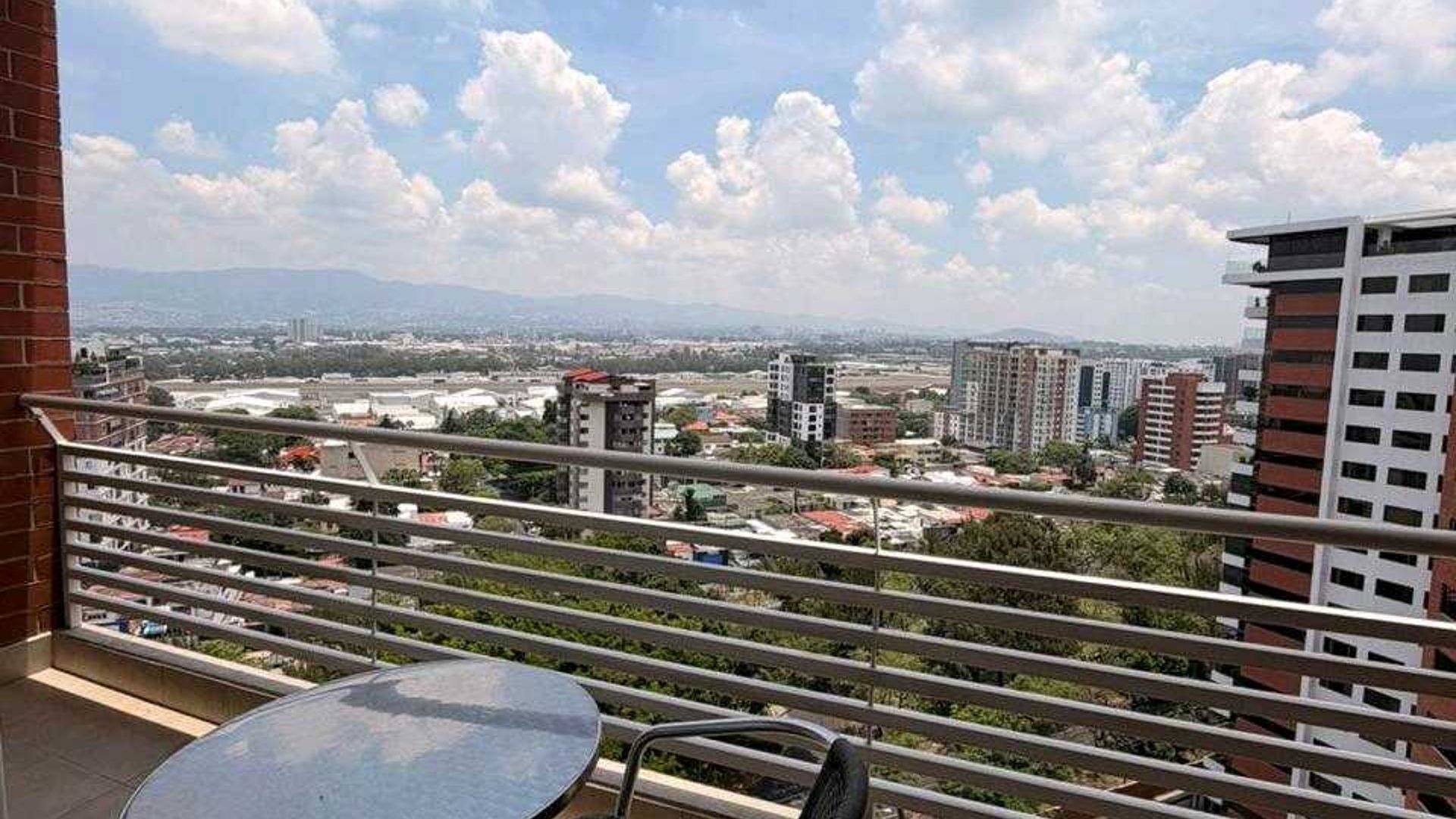 APARTAMENTO AMUEBLADO EN ALQUILER ????Edificio Adriatika, Zona 14 - Miniatura 5