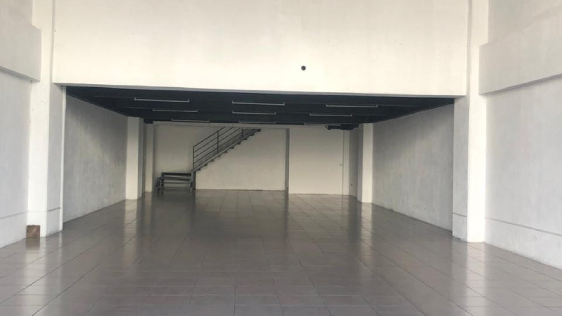 LOCAL COMERCIAL EN RENTA  GALERIAS PRIMMA ZONA 11 - Miniatura 4