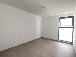 Moderna Casa Townhouse 3 niveles en Condominio Zona 7 Mixco, Guatemala - Image 9