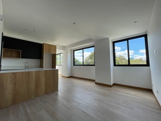 Apartamento en Venta Edificio AOKI, zona 14 N4 - 4