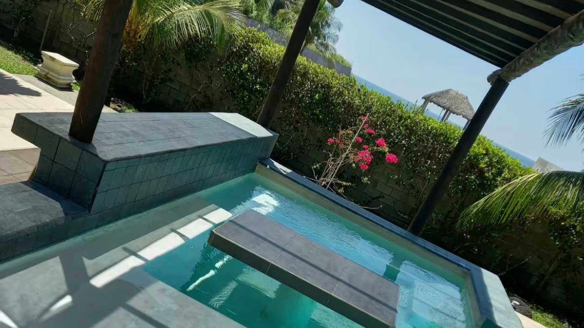 📍 CASA DE PLAYA EN VENTA – 4 HAB + PISCINA | MONTERRICO