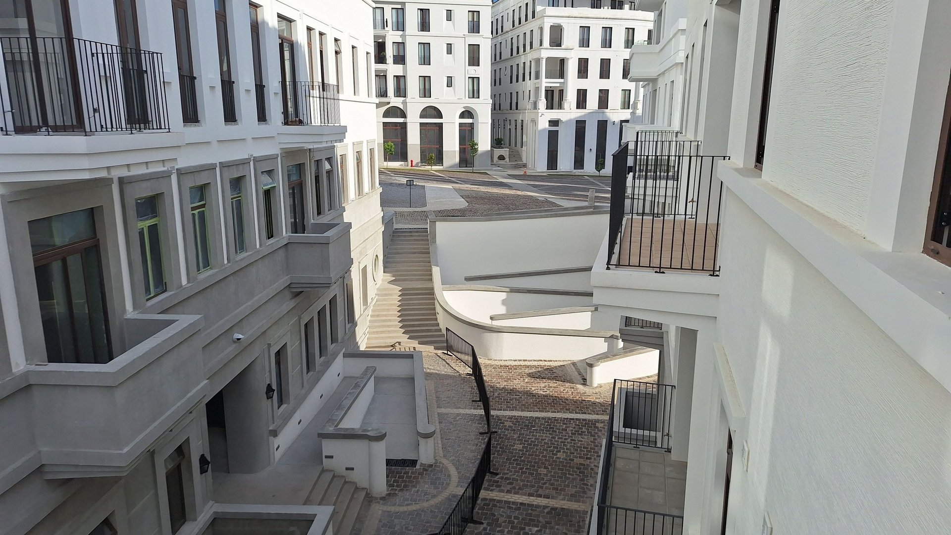 Vendo / Alquilo apartamento de lujo Ciudad Cayala, zona 16 /D - Miniatura 4