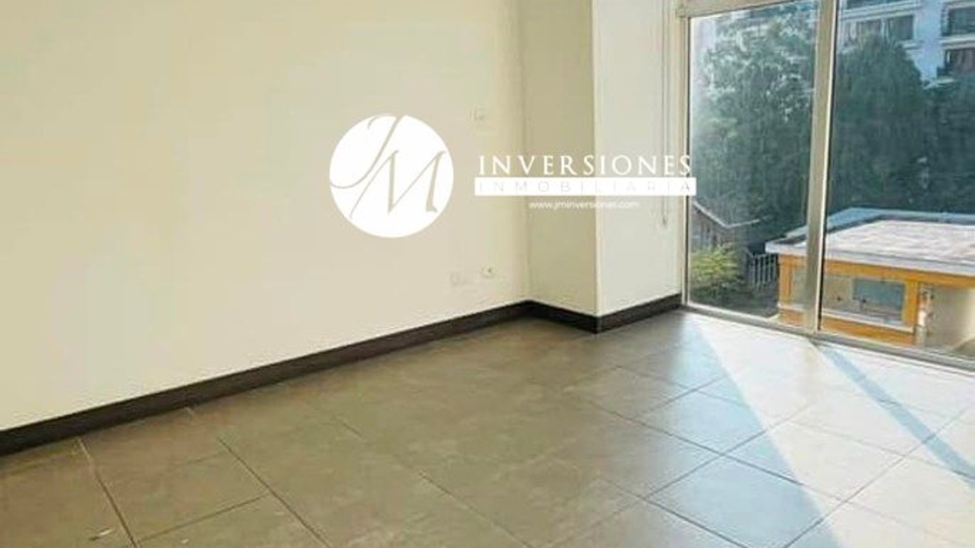Rento Apartamento en Zona 15 Vh1 - Miniatura 3