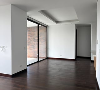 Apartamento en Venta / Alquiler Edificio Echo, zona 14 