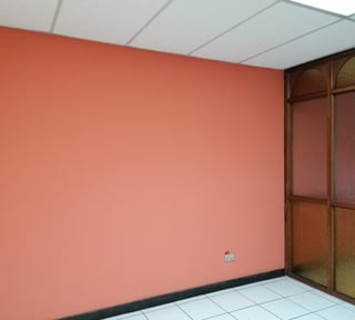 Oficina en VENTA en zona 4 Torre Profesional - Miniatura 2