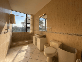 Apartamento en Alquiler / Venta Edificio Milenia, zona 10 - Image 15