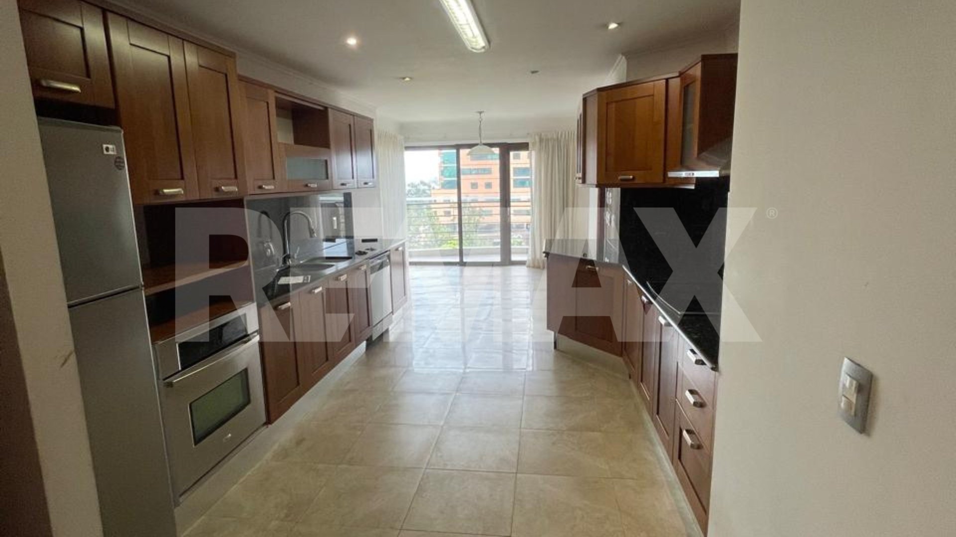 Apartamento en Renta en Tadeus zona 14 - Miniatura 2