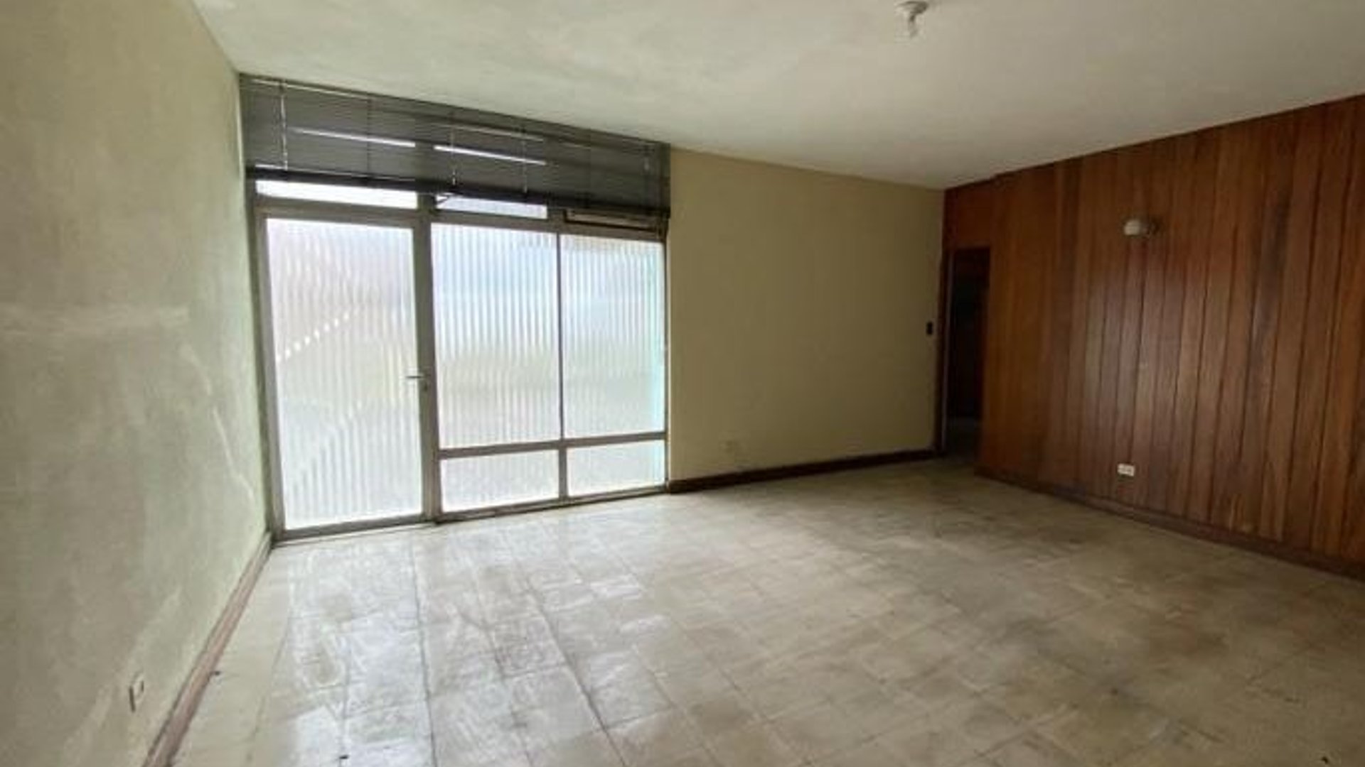 Propiedad en alquiler, zona 9. - Miniatura 10