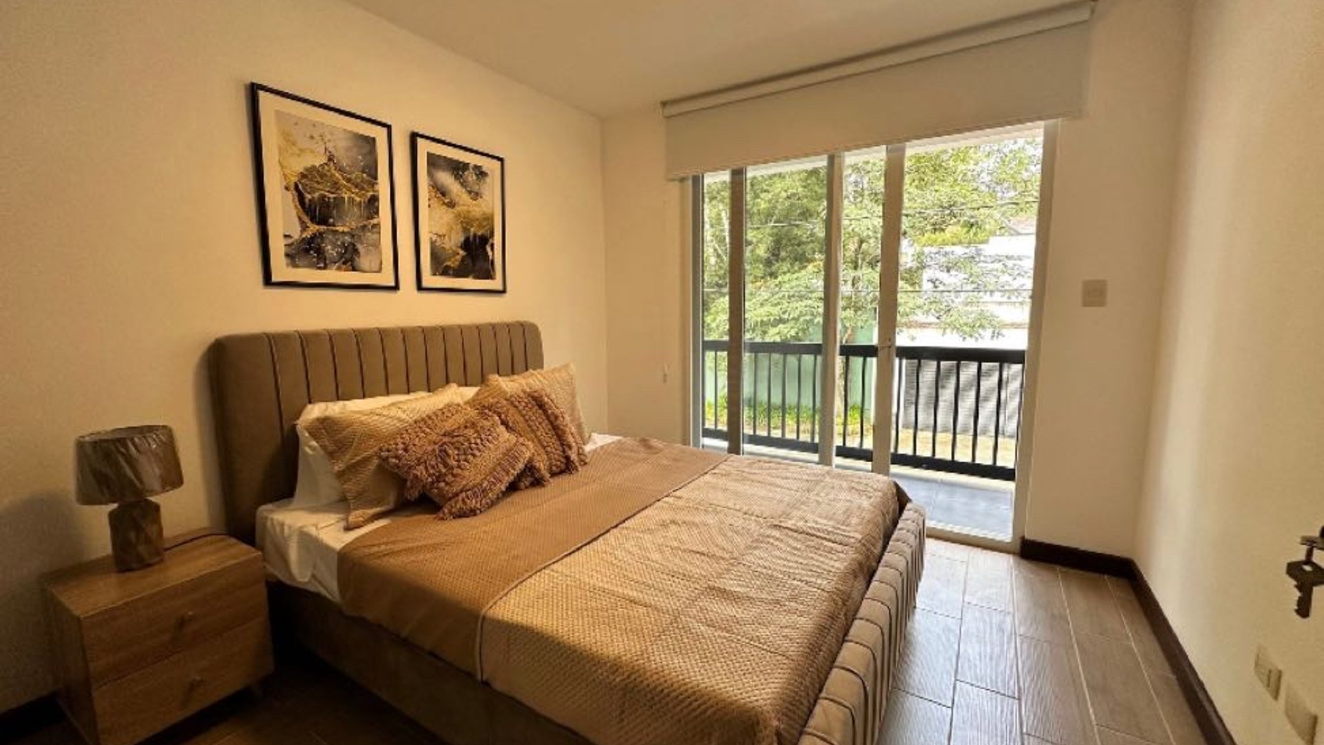 Apartamento en Renta  Zona 16 con Vista a Cayalá - Miniatura 6