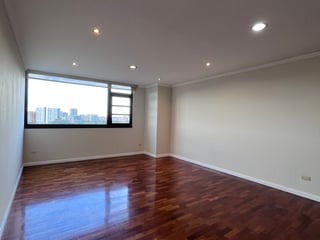 Amplio Apartamento en Renta - 3