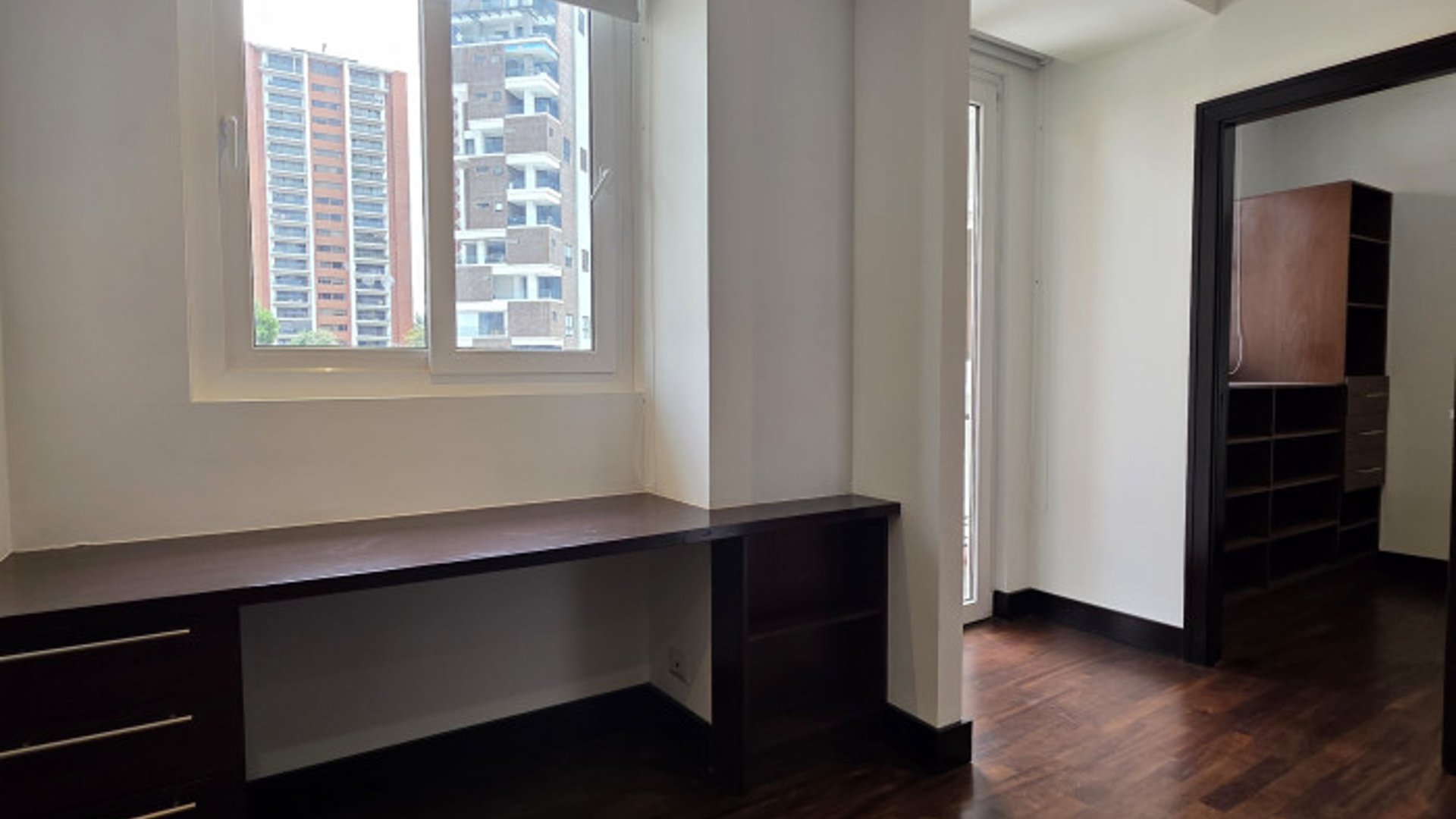 Lujoso Apartamento en Alquiler en Zona 14 Guatemala - Miniatura 22