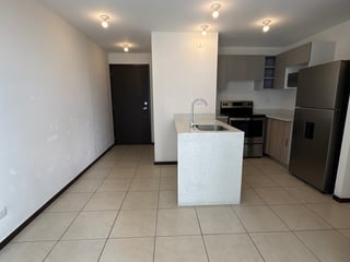 Apartamento en renta Parque San Jorge zona 11 - 2