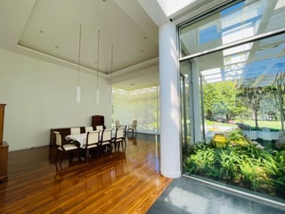 VENTA DE LUJOSA MANSIÓN CON PISCINA Y HELIPUERTO - FRAIJANES - 5