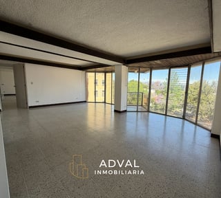 Apartamento en renta Zona 15 VH2